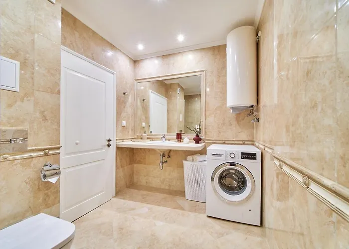 Premium Center In Grand Karavel *