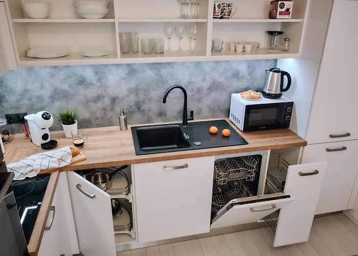 Premium Center In Grand Karavel *