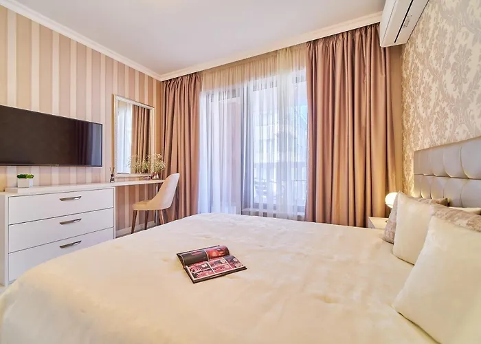 Premium Center In Grand Karavel * Βάρνα